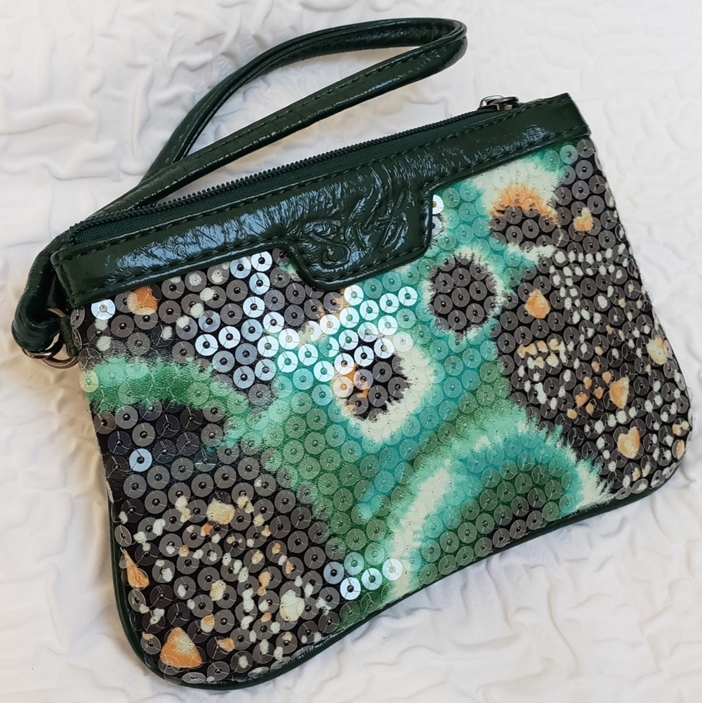 Sharif sequence green/gray animal design wristlet